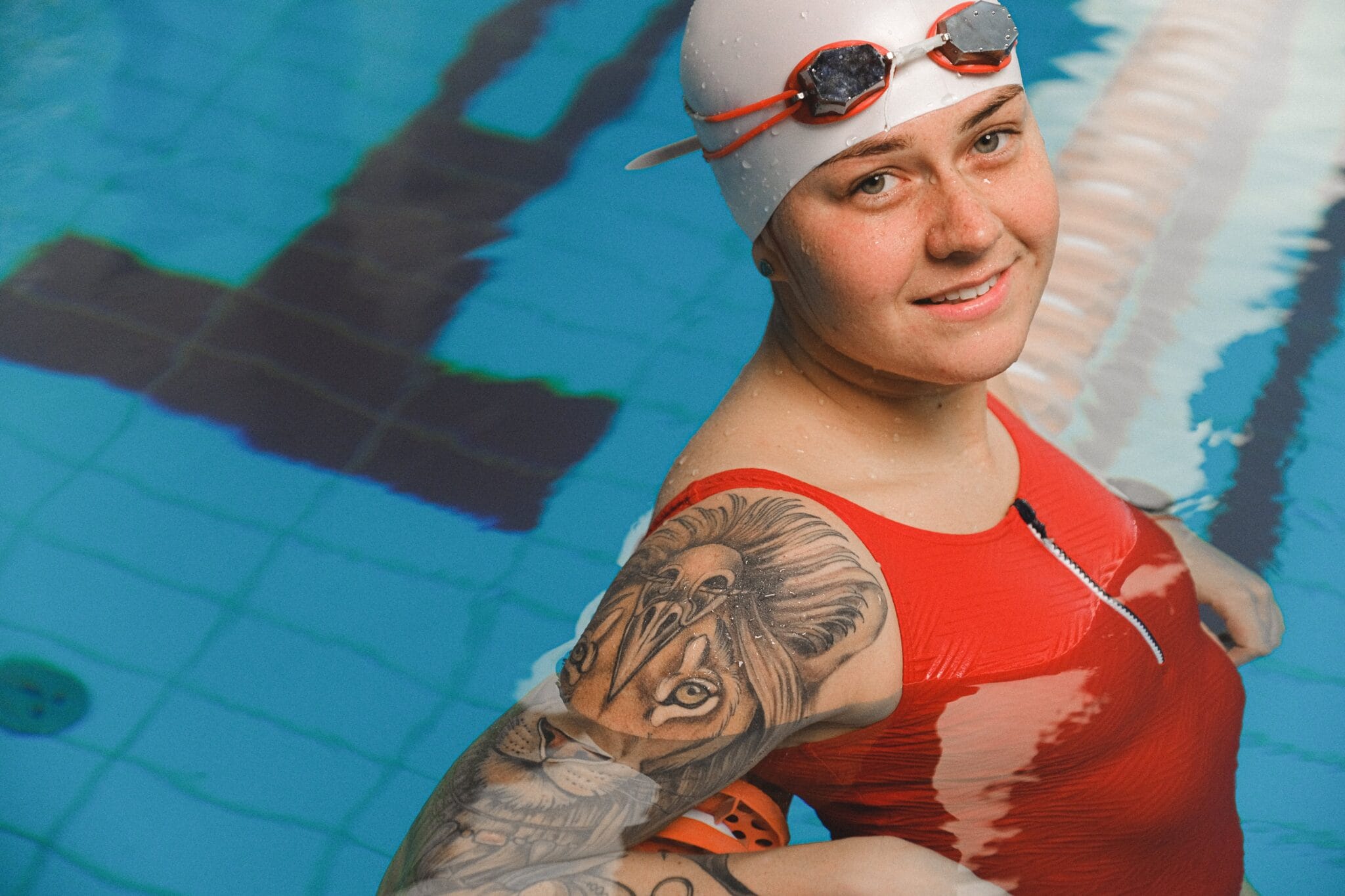 Wann ist es sicher, nach einem neuen Tattoo schwimmen zu gehen? Bäder Kompass